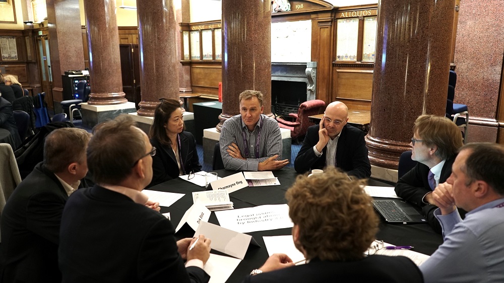 roundtable-legal-issues-3.jpg