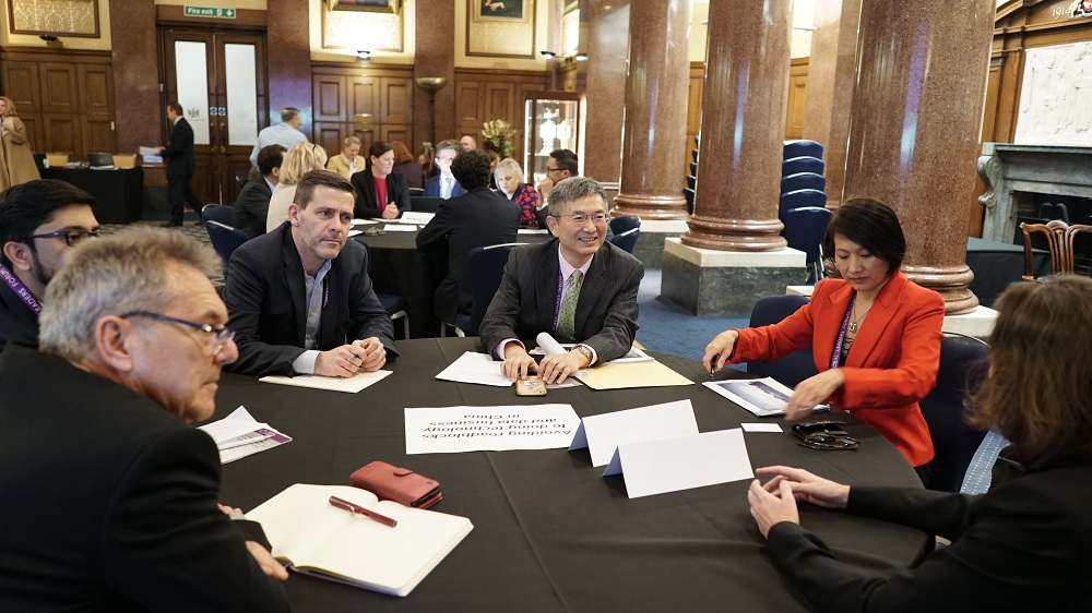 roundtable-business-china-1.jpg