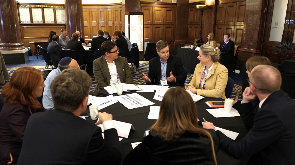 roundtable-data-privacy-3.jpg